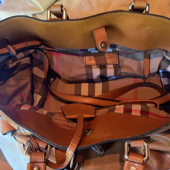 brown burberry bag nova check inside - Picture 3 of 4